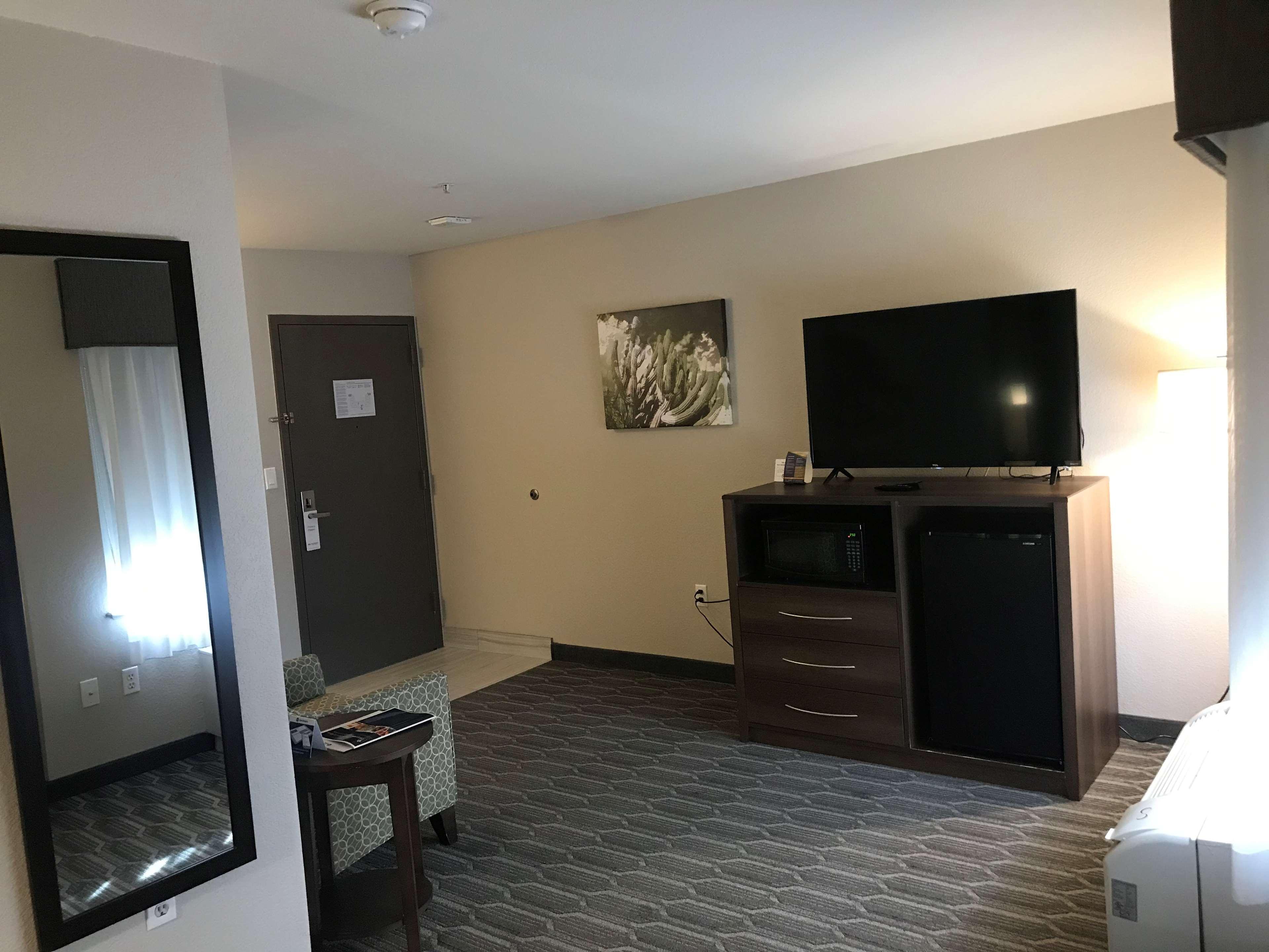 Best Western North Phoenix Hotel Экстерьер фото