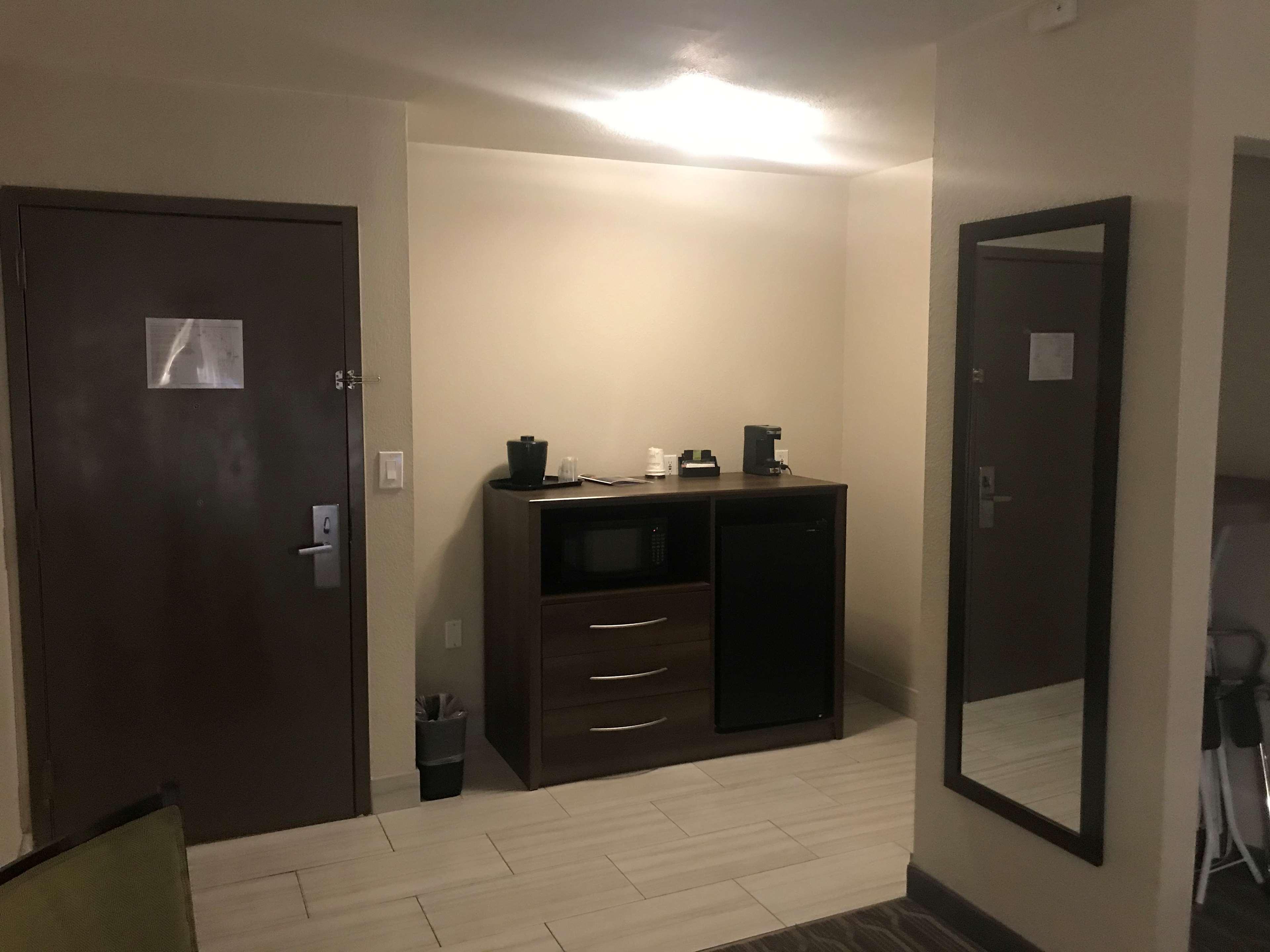 Best Western North Phoenix Hotel Экстерьер фото