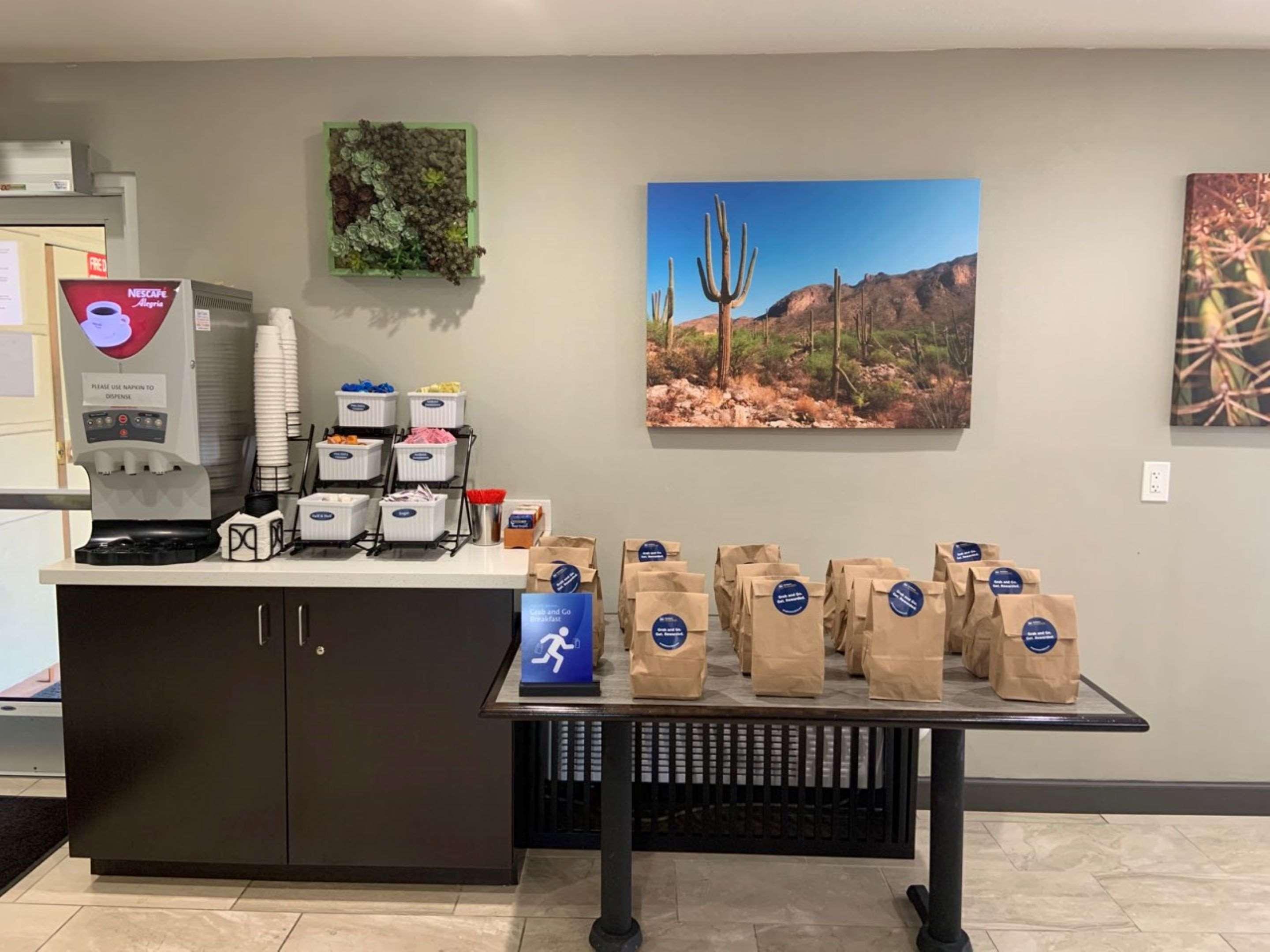 Best Western North Phoenix Hotel Экстерьер фото
