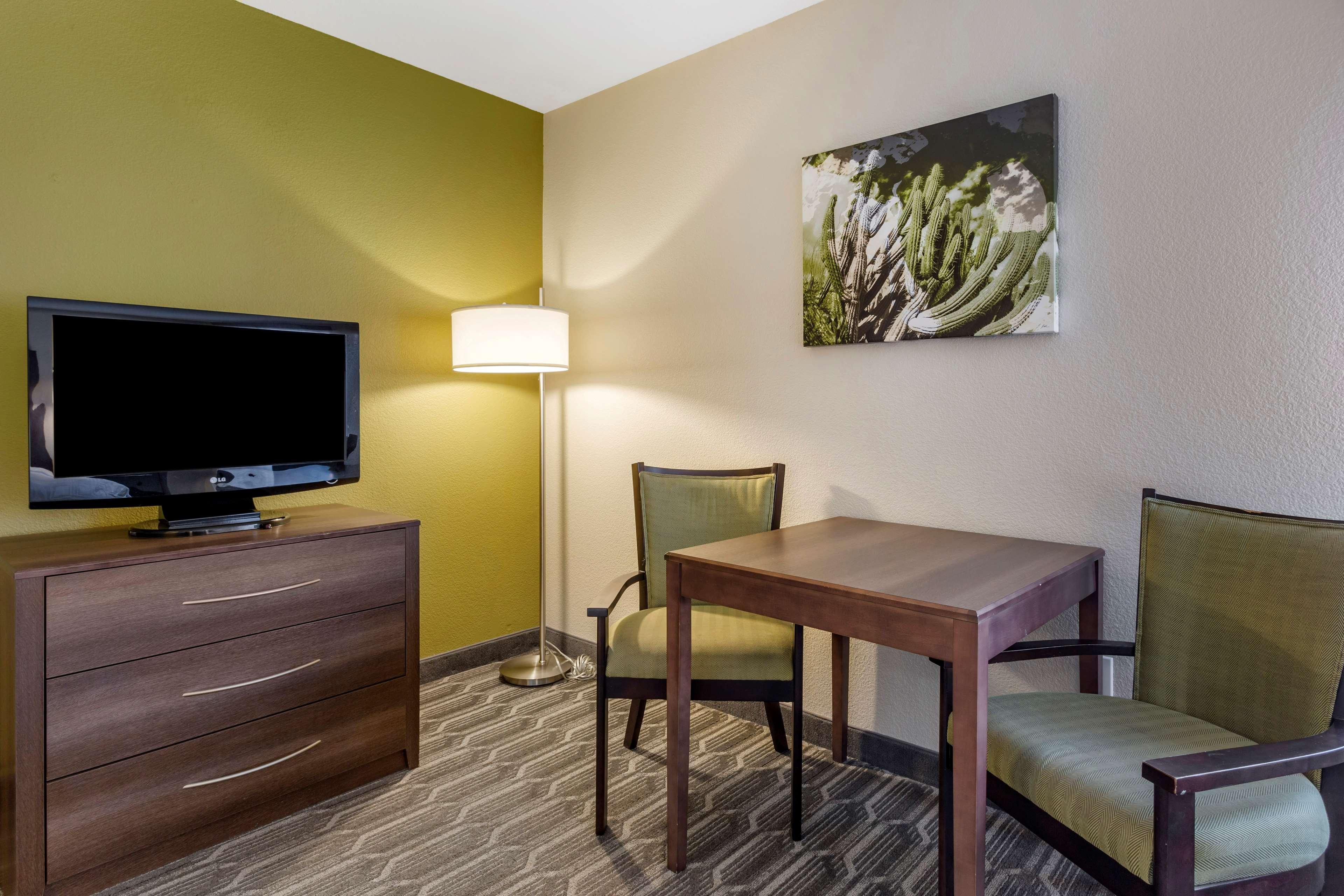 Best Western North Phoenix Hotel Экстерьер фото