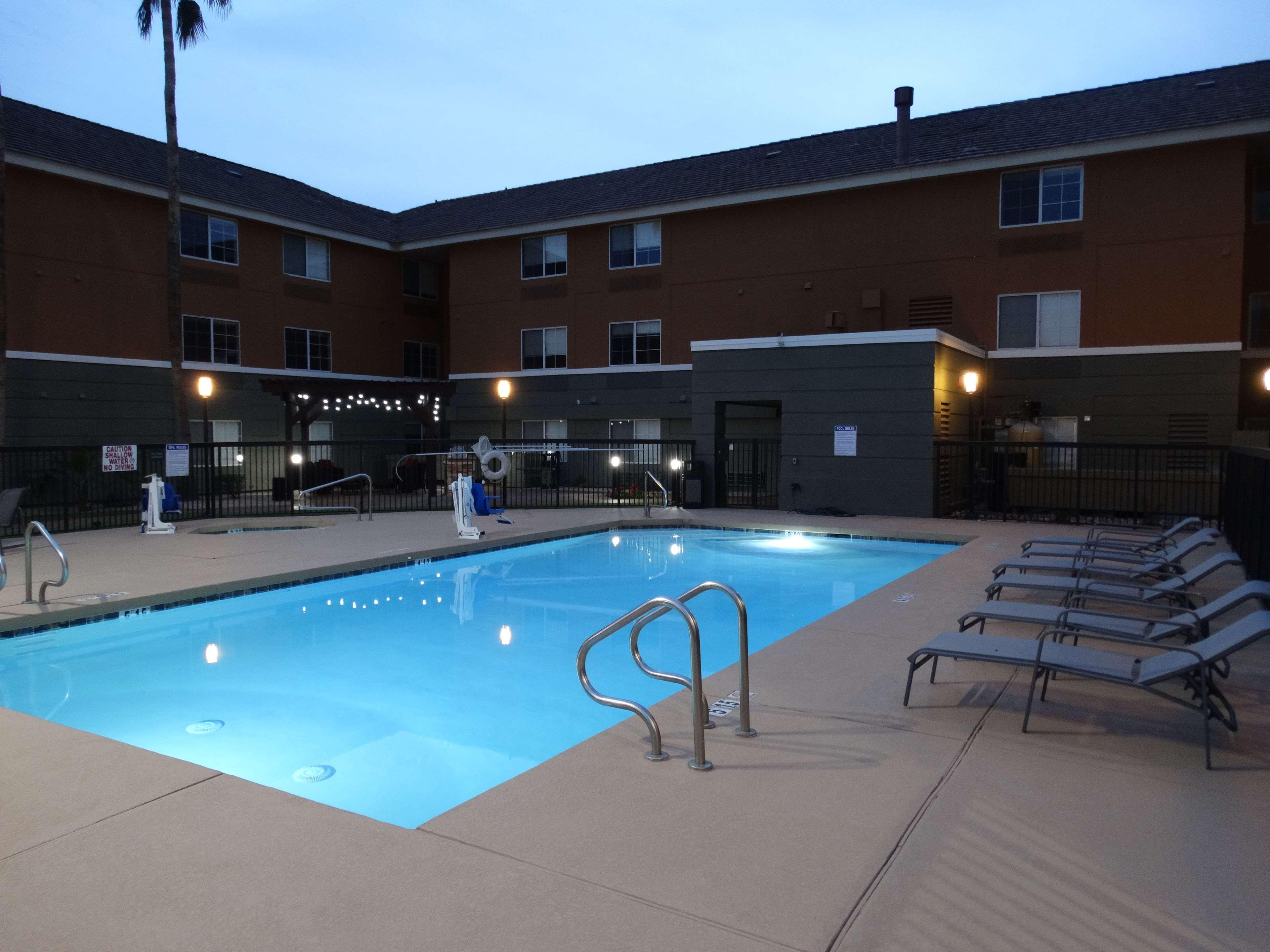 Best Western North Phoenix Hotel Экстерьер фото