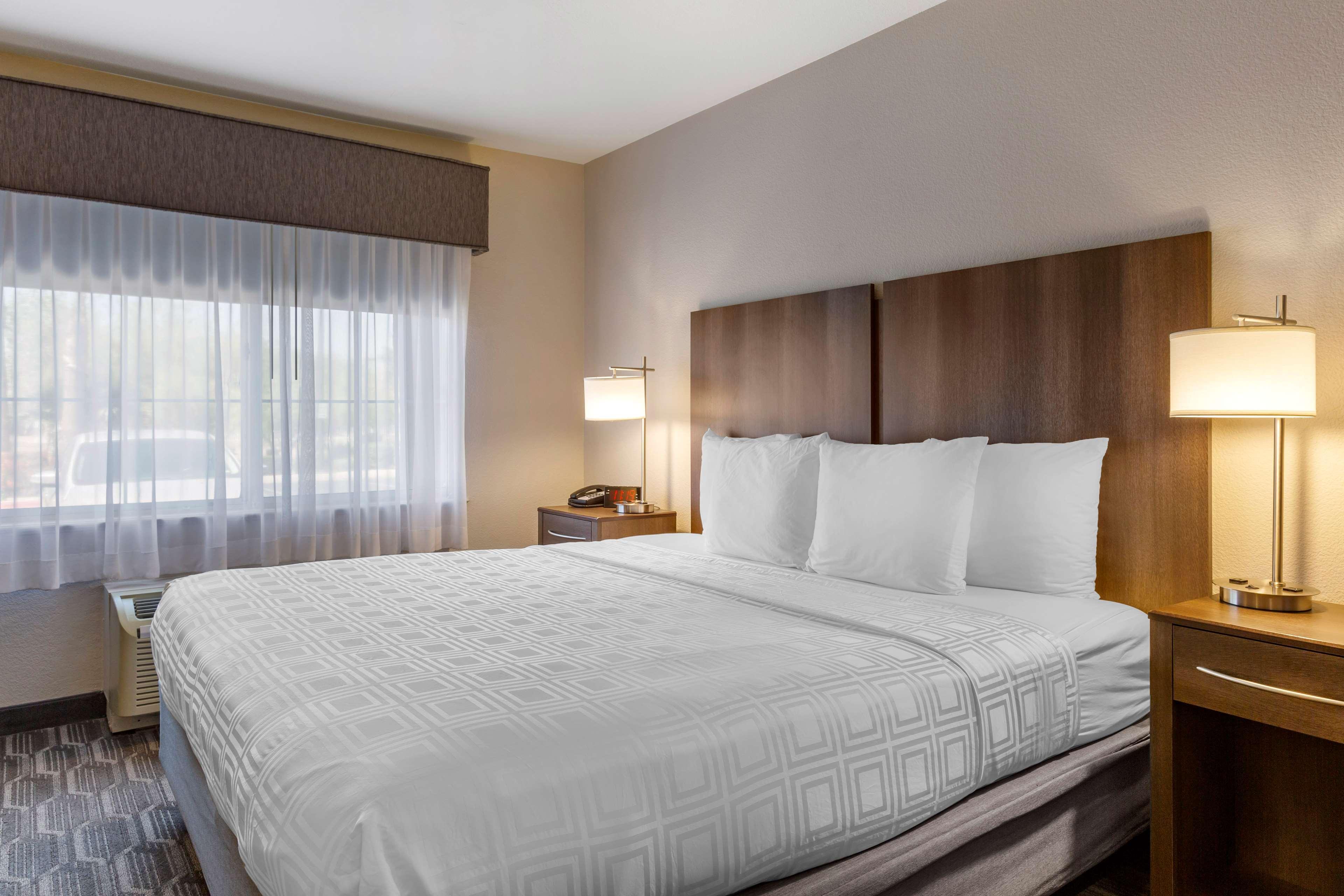 Best Western North Phoenix Hotel Экстерьер фото