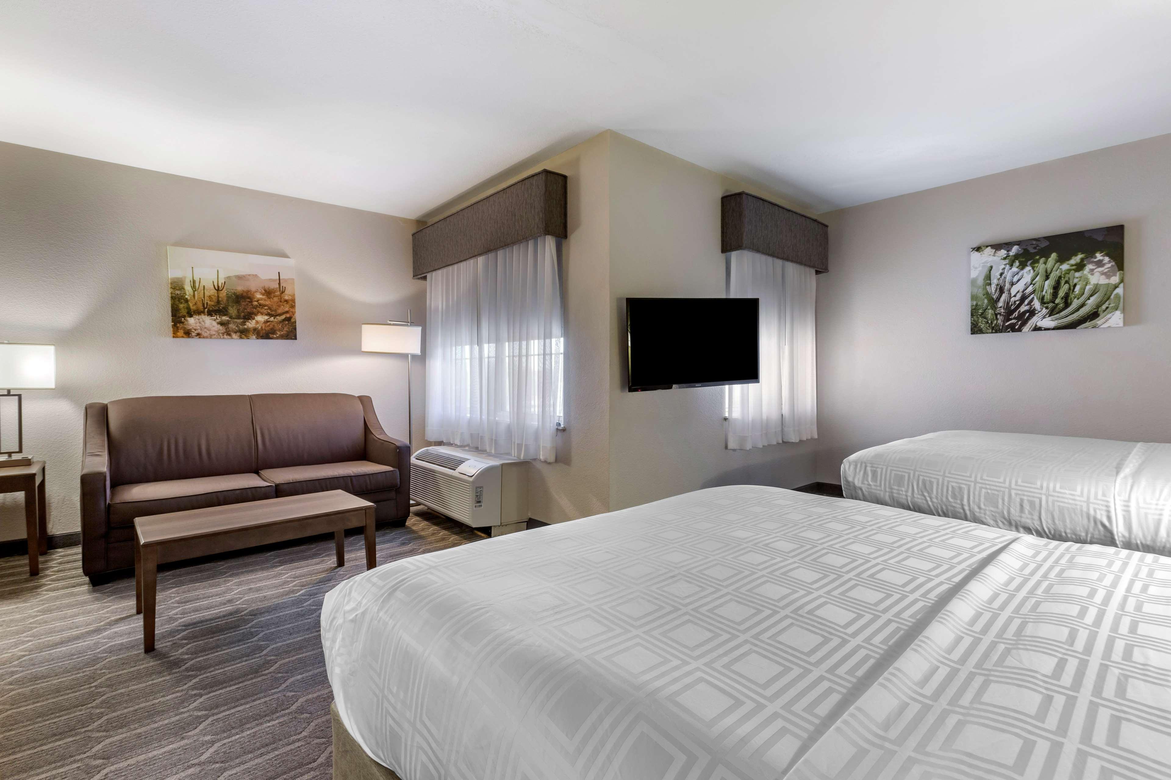 Best Western North Phoenix Hotel Экстерьер фото