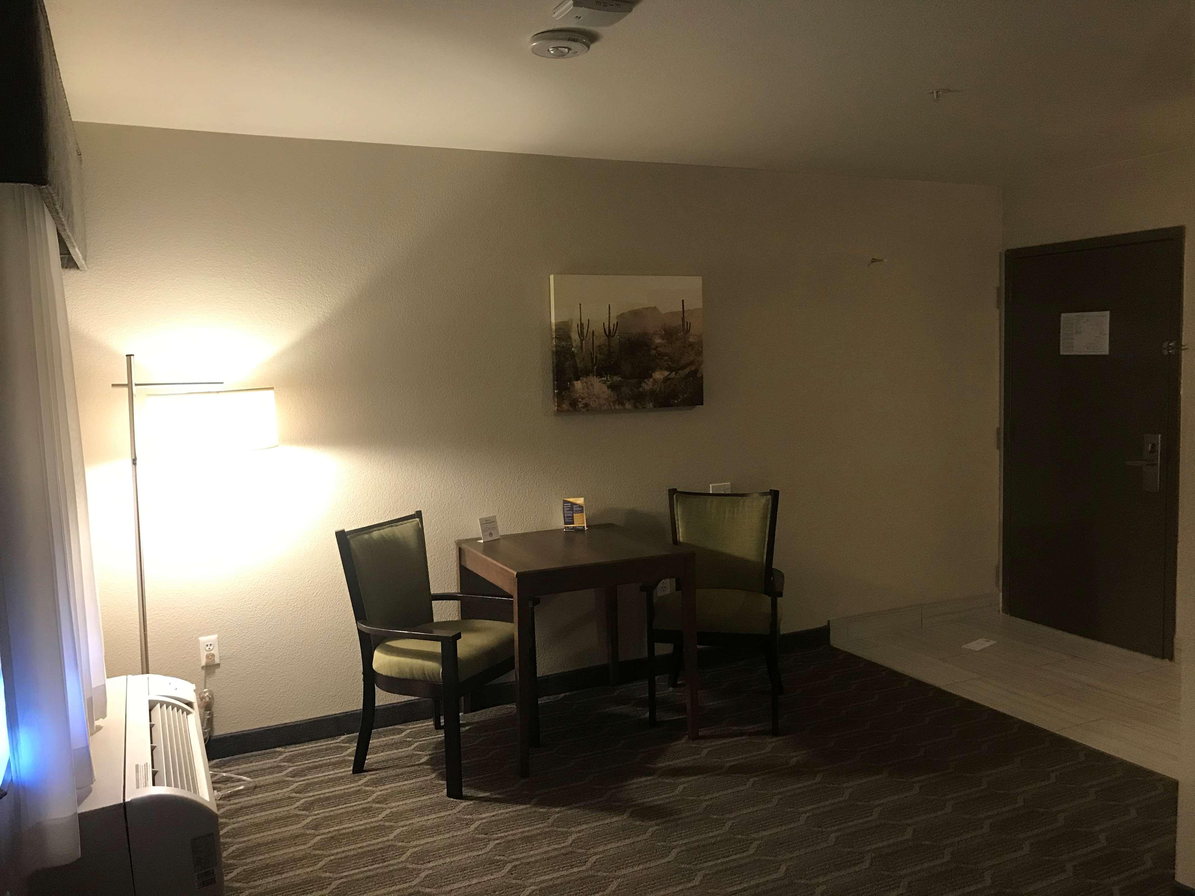 Best Western North Phoenix Hotel Экстерьер фото